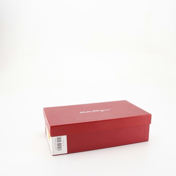 Salvatore Ferragamo Vara Bow Peek Toe Platform Heels with box - Picture 9 of 9